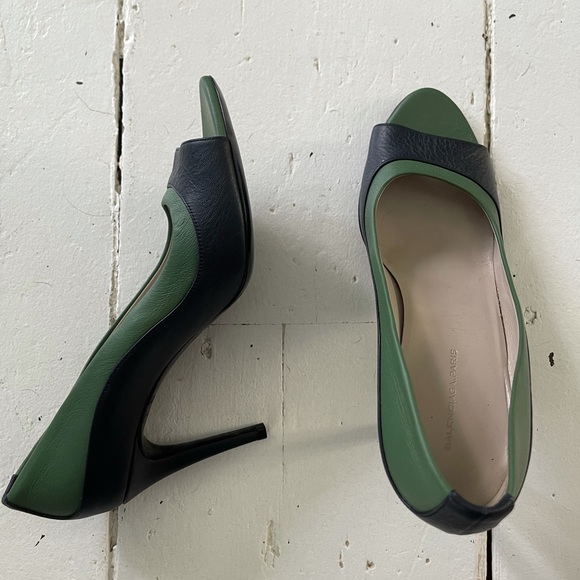 Never worn Balenciaga open toe heels - Picture 6 of 8